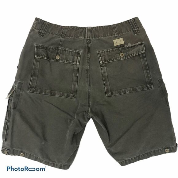 Two pairs Men’s Green Cargo Shorts size 32 and 34 - Picture 4 of 8
